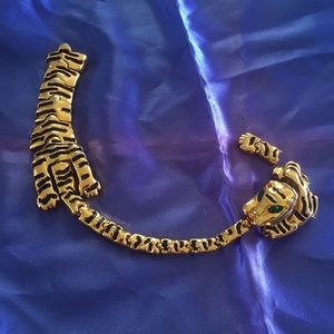 Vintage tiger bracelet articulated gold tone with green eyes